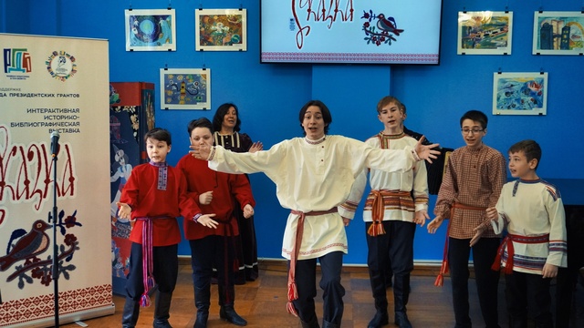 vystavka skazka v saratove 8